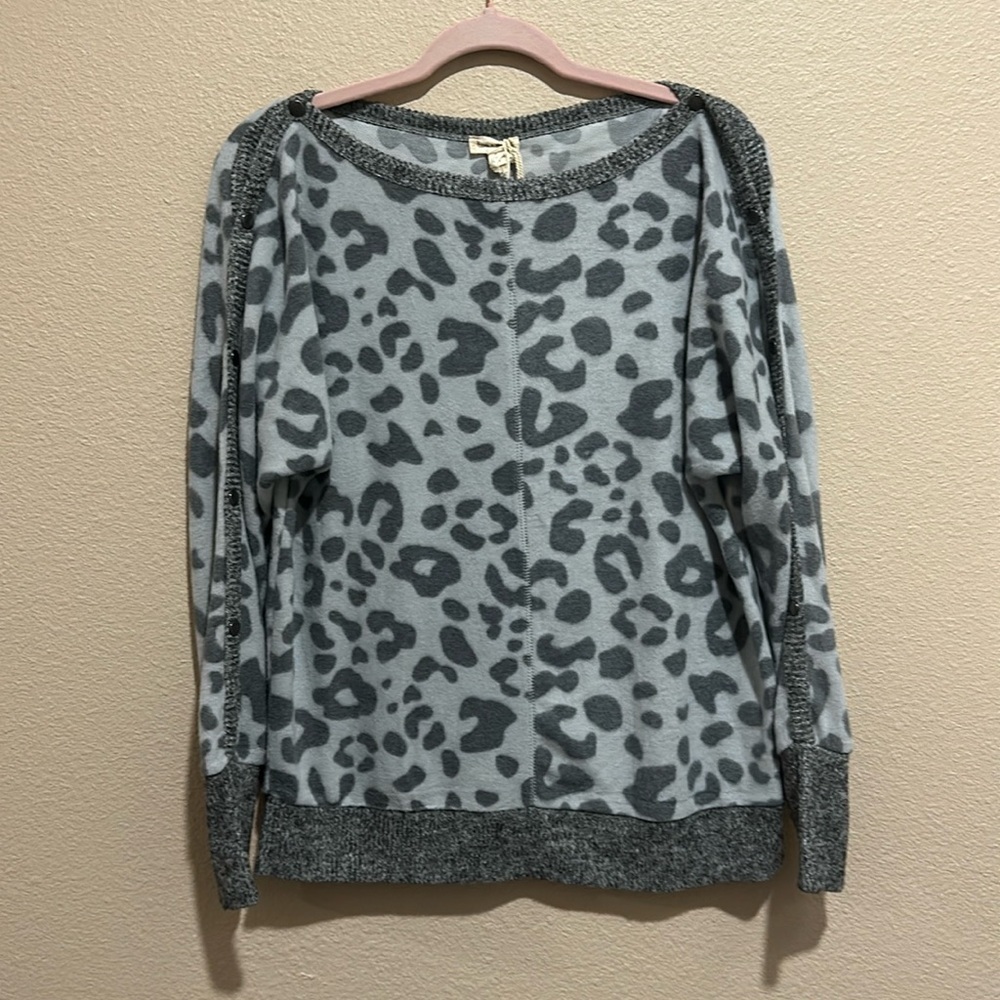 HEM & THREAD Leopard Print Fuzzy Sweater, Size S, NWT